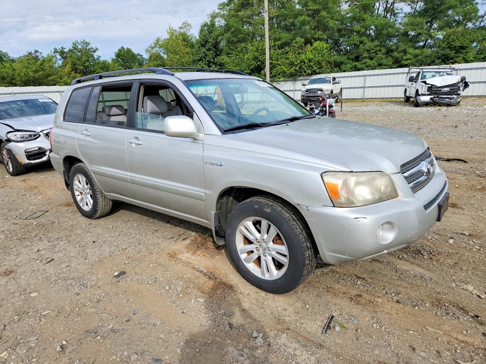 Photo 4 from auction – 2006 TOYOTA HIGHLANDER with VIN JTEEW21A060027372