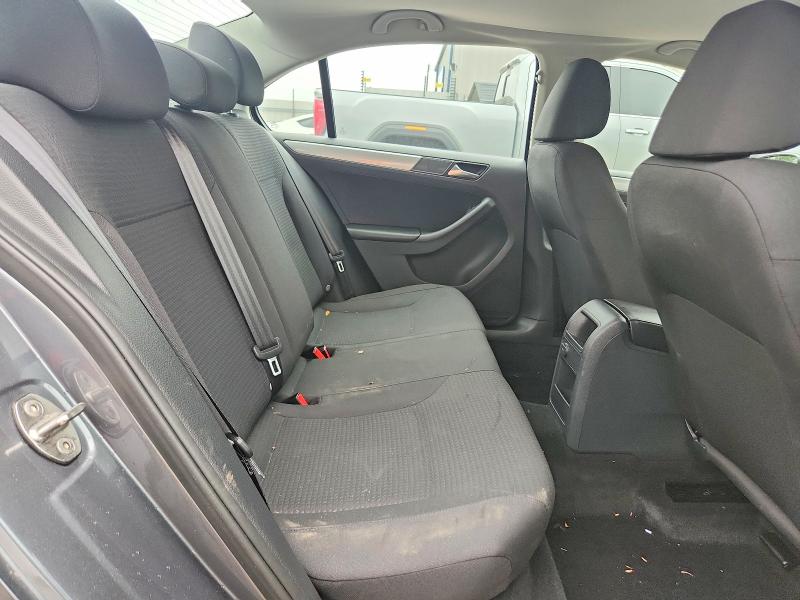Снимка 10 от търг – 2016 VOLKSWAGEN JETTA с VIN 3VWD67AJ7GM398280
