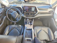 صورة رقم 8 من المزاد - 2021 TOYOTA HIGHLANDER مع VIN 5TDEBRCH3MS068804