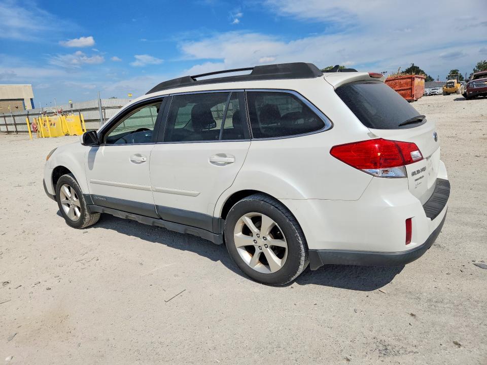Photo 2 from auction – 2013 SUBARU OUTBACK with VIN 4S4BRCPC9D3240843