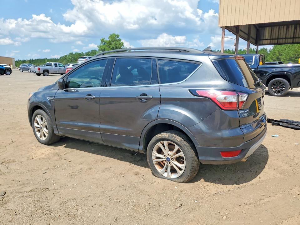 Photo 2 from auction – 2018 FORD ESCAPE with VIN 1FMCU0GD9JUC99858