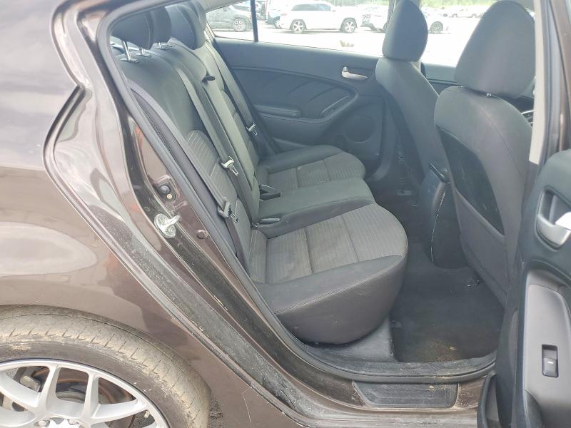 Zdjęcie 10 z aukcji – 2017 KIA FORTE z VIN 3KPFL4A74HE140852