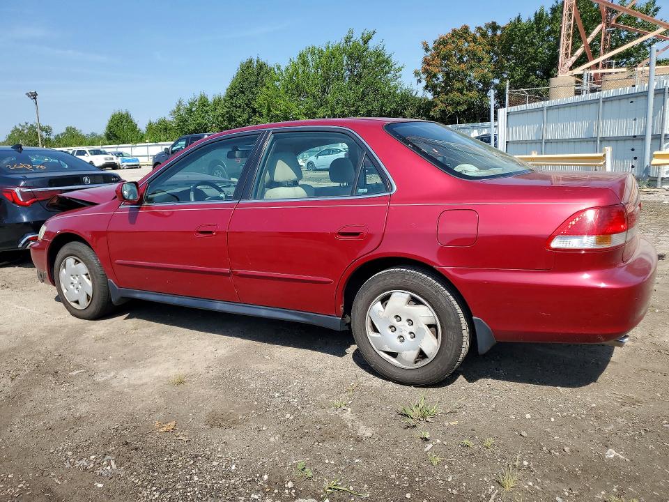 Снимка 2 от търг – 2002 HONDA ACCORD с VIN 1HGCG16452A008375