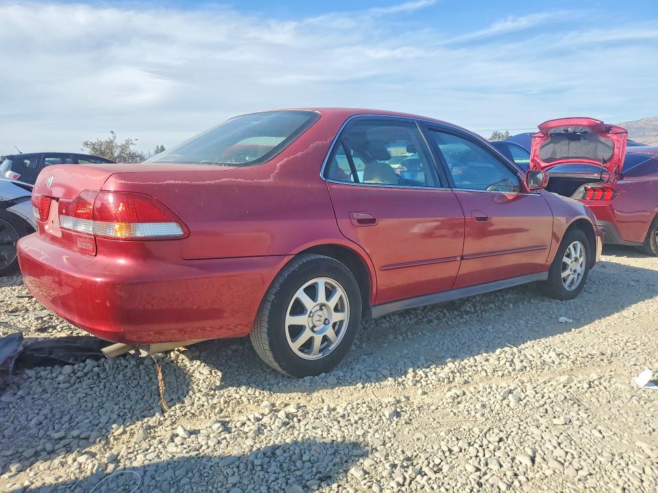 Photo 3 from auction – 2002 HONDA ACCORD with VIN JHMCG668X2C028641
