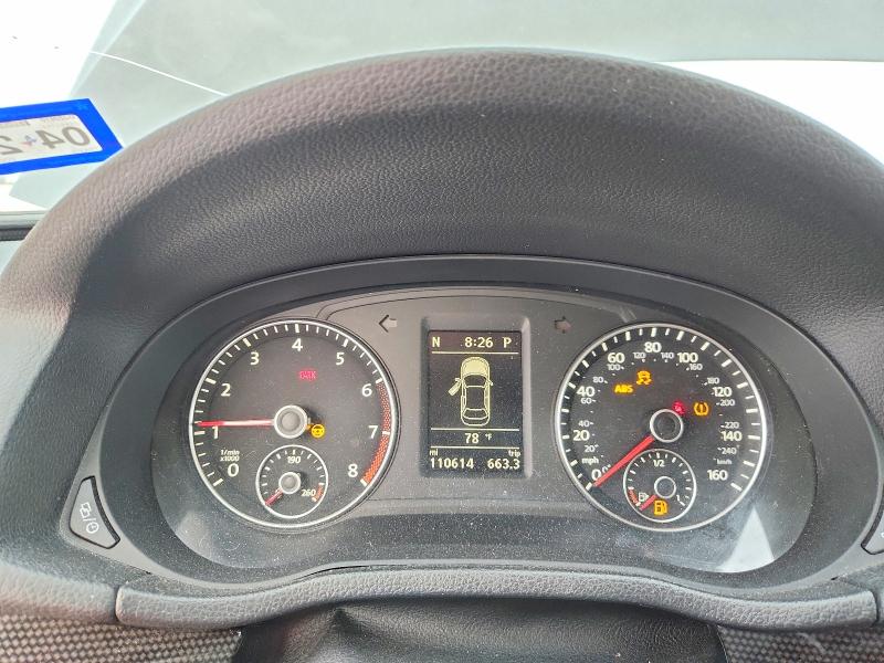 Photo 9 from auction – 2014 VOLKSWAGEN PASSAT with VIN 1VWBS7A32EC077590