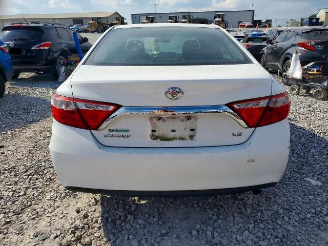 Снимка 6 от търг – 2016 TOYOTA CAMRY с VIN 4T1BF1FK7GU227853