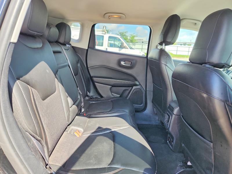 Photo 11 from auction – 2018 JEEP COMPASS with VIN 3C4NJCBB7JT193920