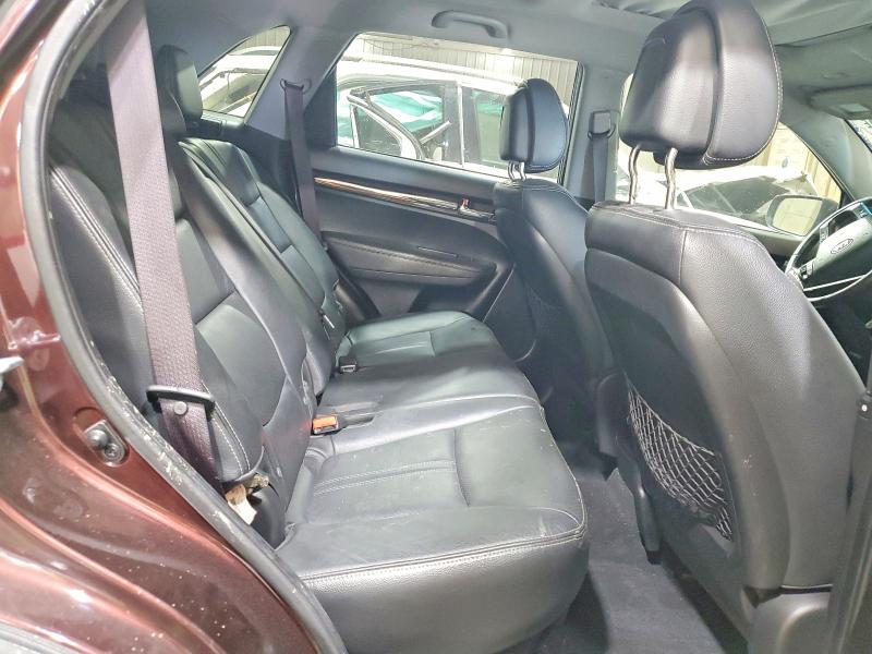 Photo 11 from auction – 2011 KIA SORENTO with VIN 5XYKU4A24BG081103