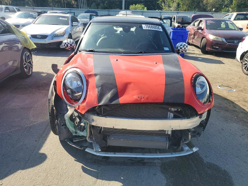 Photo 5 from auction – 2021 MINI COOPER with VIN WMWXU7C06M2N06611