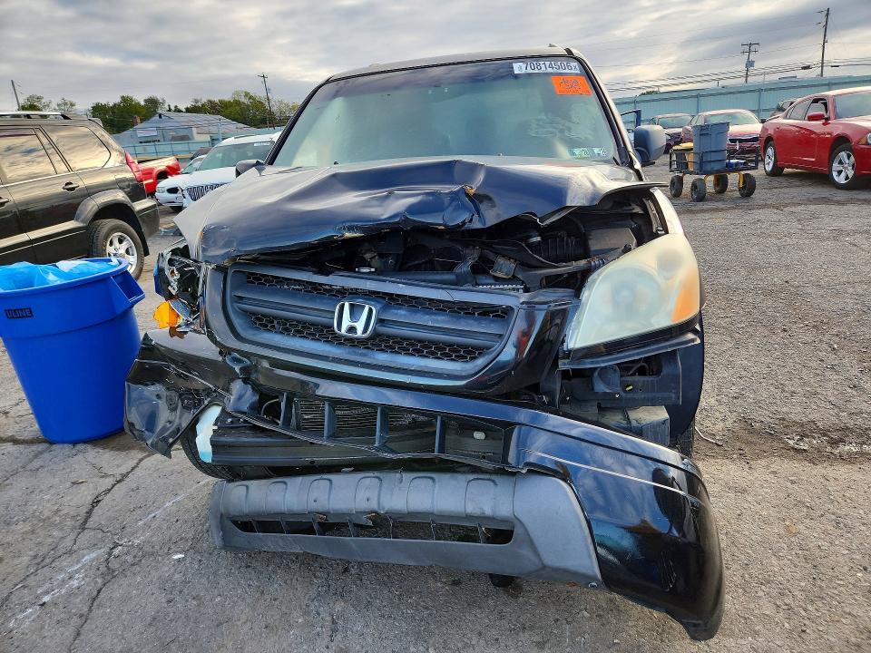 Снимка 5 от търг – 2005 HONDA PILOT с VIN 2HKYF184X5H551318