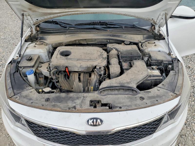 Photo 11 from auction – 2016 KIA OPTIMA with VIN 5XXGT4L3XGG017416