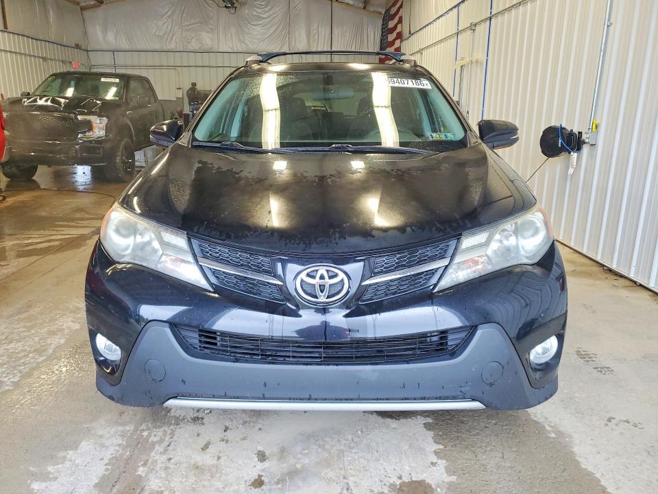Снимка 5 от търг – 2015 TOYOTA RAV4 с VIN 2T3RFREV3FW305950