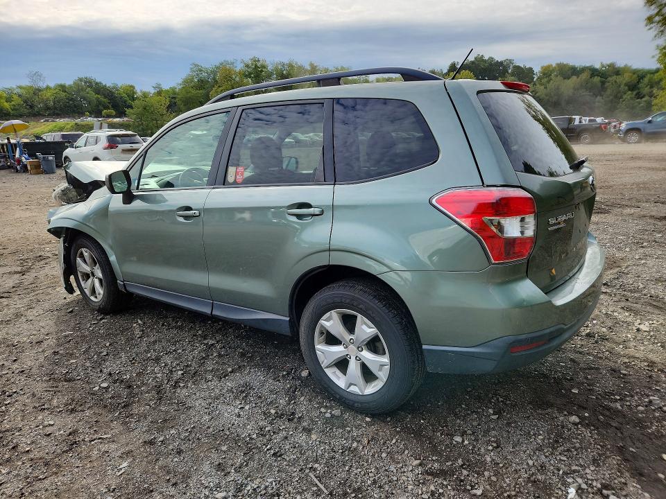 Фото 2 с аукциона – 2015 SUBARU FORESTER с VIN JF2SJADCXFH418593