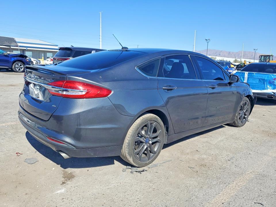 Photo 3 from auction – 2018 FORD FUSION with VIN 3FA6P0H70JR110755