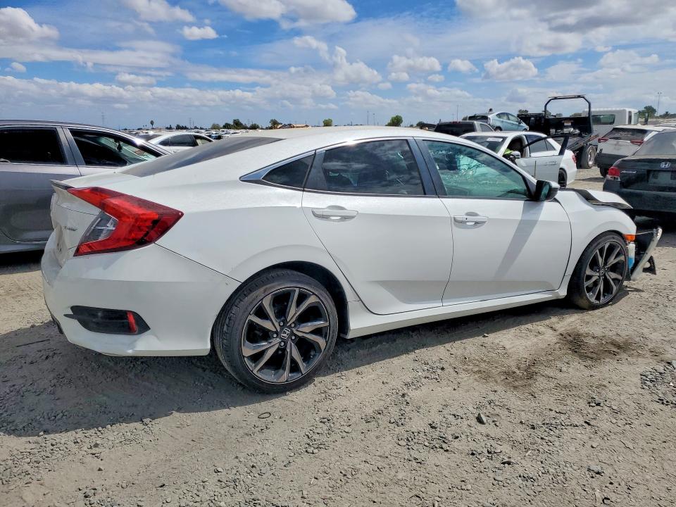 Photo 3 from auction – 2019 HONDA CIVIC with VIN 2HGFC2F87KH530332