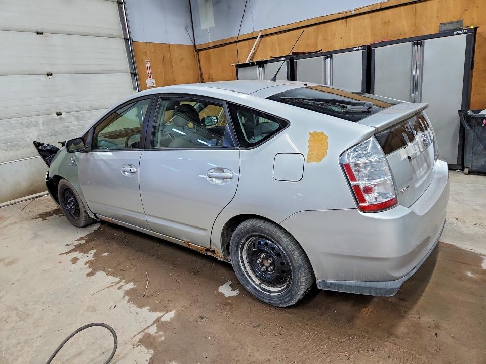 Photo 2 from auction – 2007 TOYOTA PRIUS with VIN JTDKB20U377564244