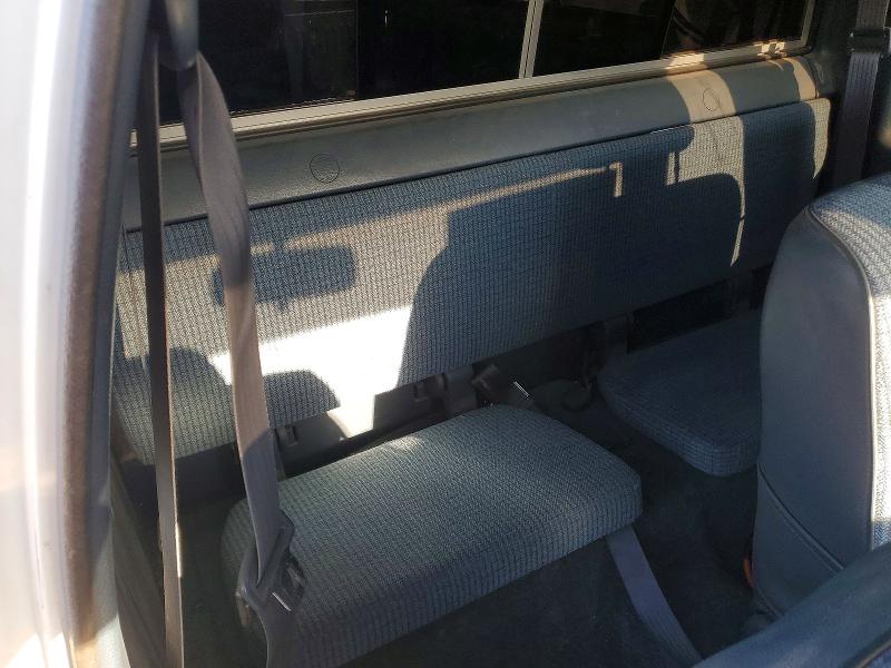 Photo 10 from auction – 1990 TOYOTA PICKUP with VIN JT4RN93P8L5019361
