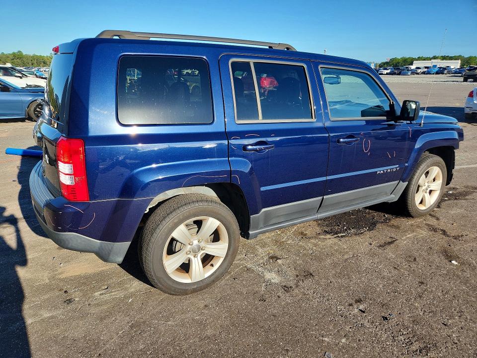 Photo 3 from auction – 2016 JEEP PATRIOT with VIN 1C4NJPBB9GD677349