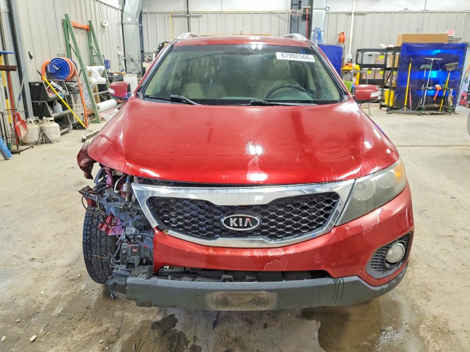 Снимка 5 от търг – 2011 KIA SORENTO с VIN 5XYKUDA20BG057509