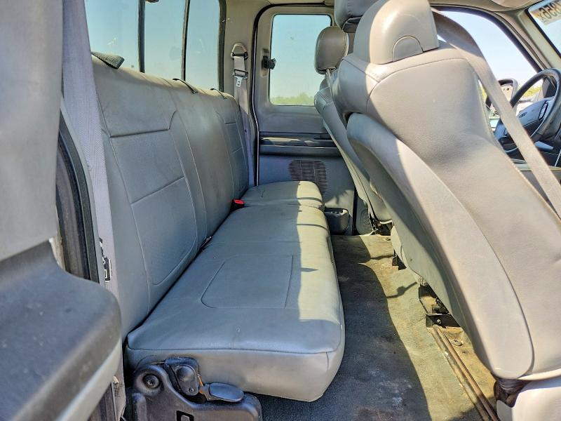 Photo 10 from auction – 2002 FORD F250 with VIN 1FTNX21F42EB93484