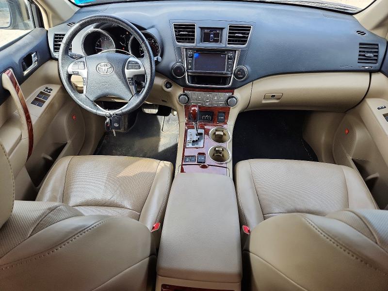 Photo 8 from auction – 2013 TOYOTA HIGHLANDER with VIN 5TDDK3EH1DS239457