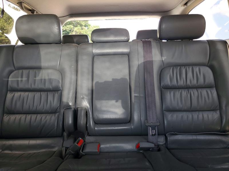 Photo 10 from auction – 2002 LEXUS LX with VIN JTJHT00W823522517