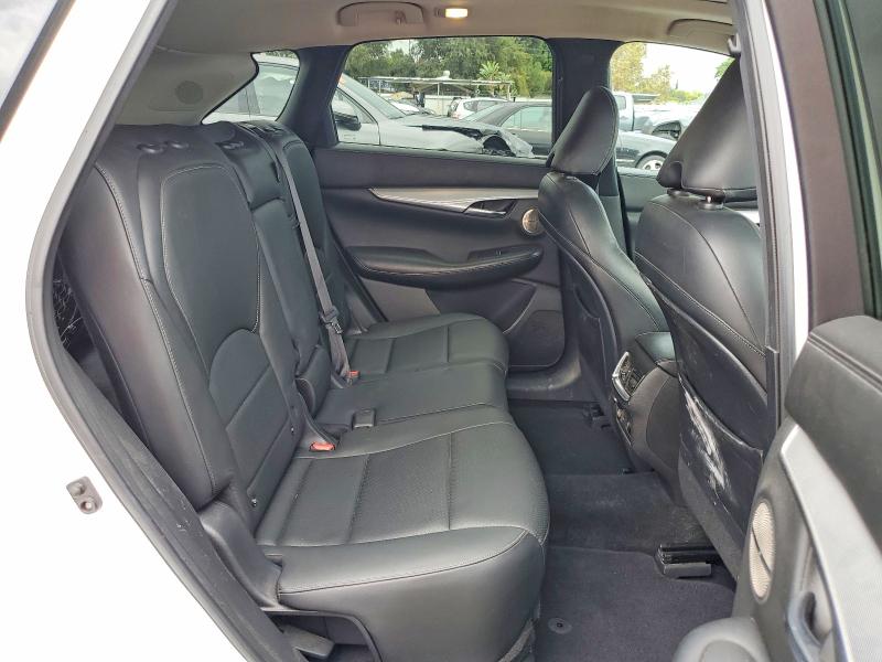 Photo 11 from auction – 2019 INFINITI QX50 with VIN 3PCAJ5M12KF132974