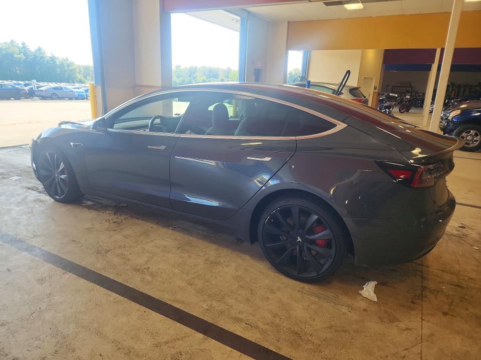 Photo 2 from auction – 2018 TESLA MODEL 3 with VIN 5YJ3E1EB2JF184410