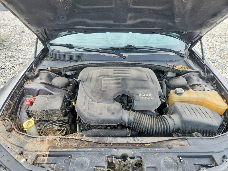 Photo 11 from auction – 2021 CHRYSLER 300 with VIN 2C3CCABG4MH528893