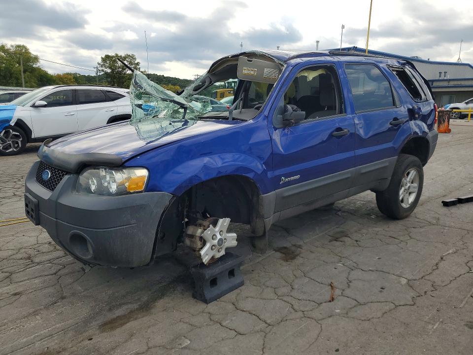 FORD ESCAPE 2005 with VIN 1FMCU96H15KB69664 - Photo from auction