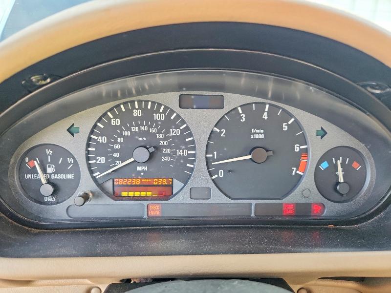 Photo 9 from auction – 1996 BMW Z3 with VIN 4USCH7328TLB66066