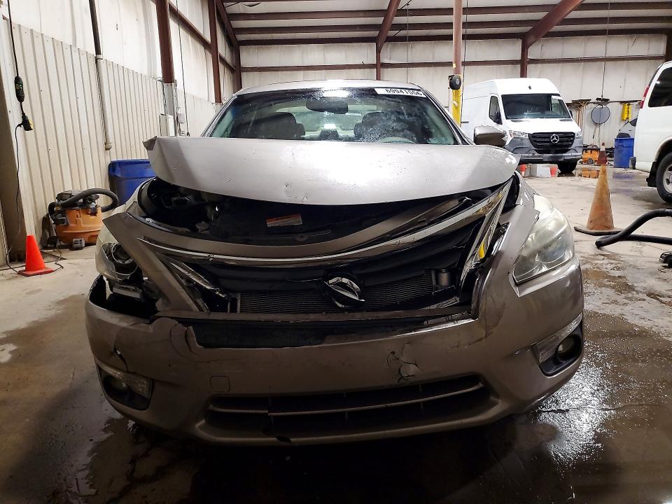 Photo 5 from auction – 2015 NISSAN ALTIMA with VIN 1N4AL3AP3FC105010