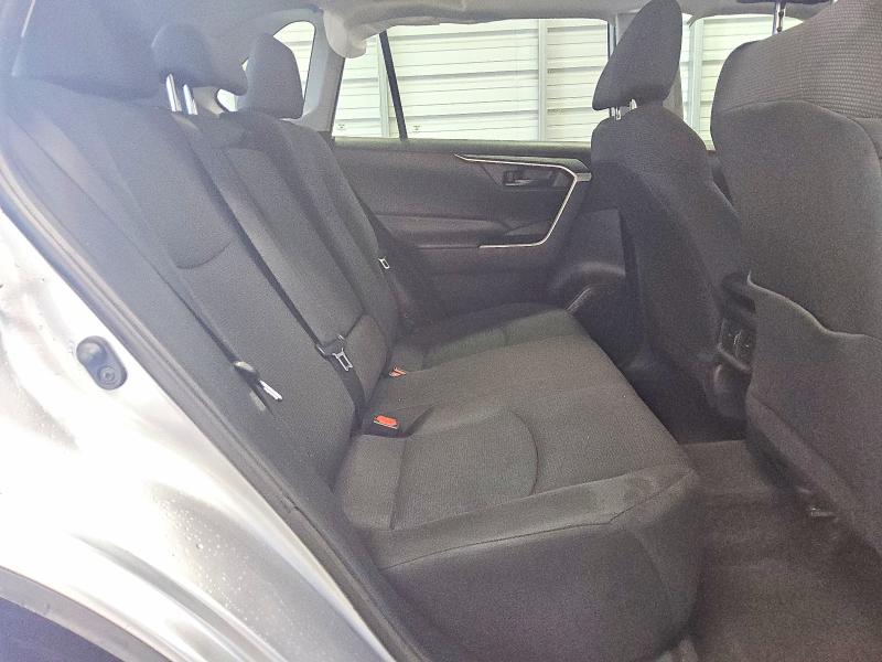 Photo 10 from auction – 2024 TOYOTA RAV4 with VIN 2T3H1RFVXRC280382