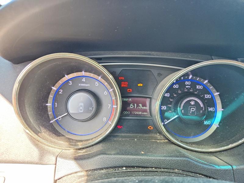 Photo 9 from auction – 2011 HYUNDAI SONATA with VIN 5NPEB4AC3BH173825