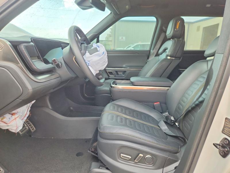 Foto 7 de la subasta – 2023 RIVIAN R1S con VIN 7PDSGABL2PN020810
