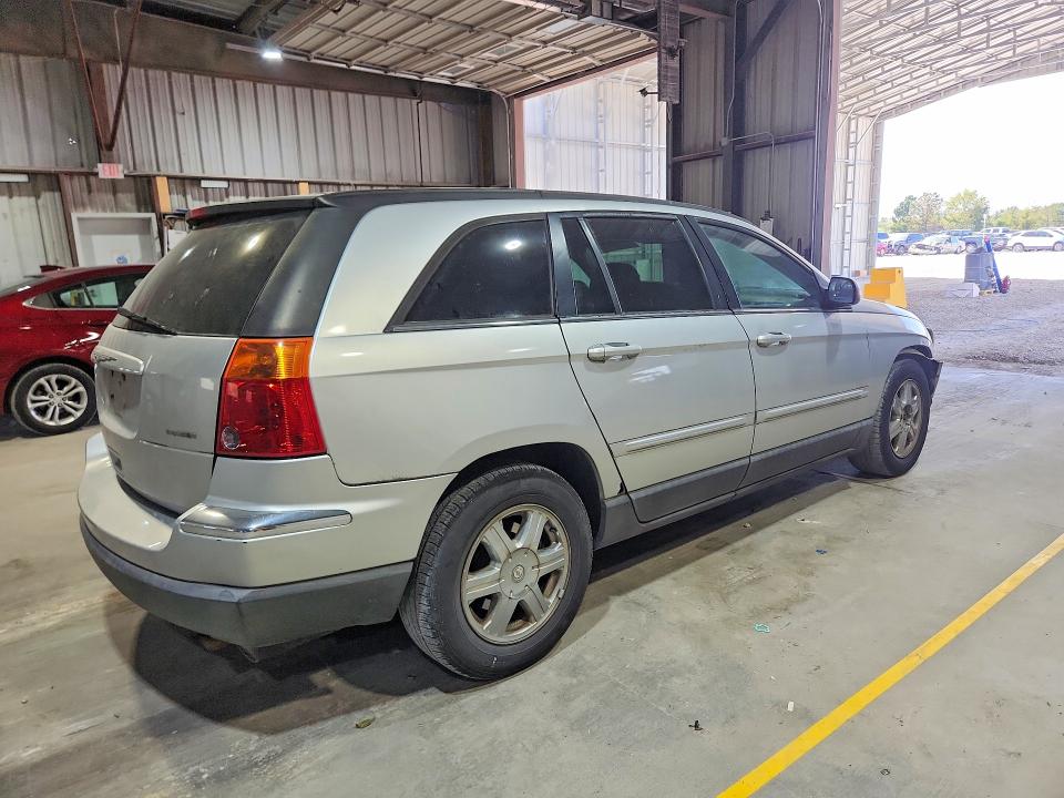 Photo 3 from auction – 2004 CHRYSLER PACIFICA with VIN 2C8GF68444R629567