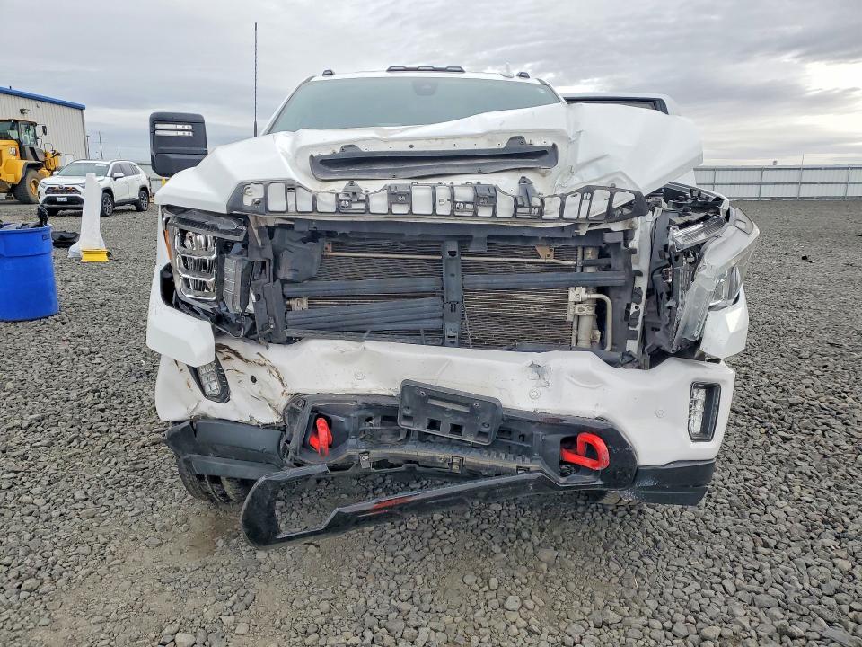 Снимка 5 от търг – 2021 GMC SIERRA с VIN 1GT49VEY6MF104272