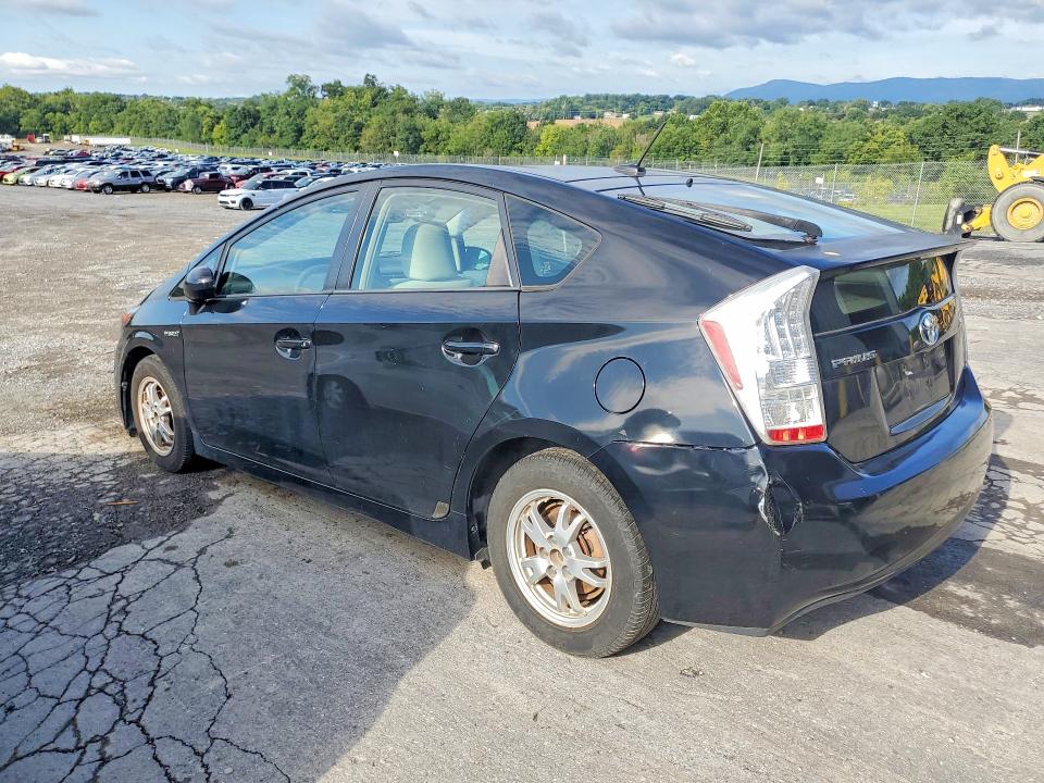 Photo 2 from auction – 2010 TOYOTA PRIUS with VIN JTDKN3DU3A0140909