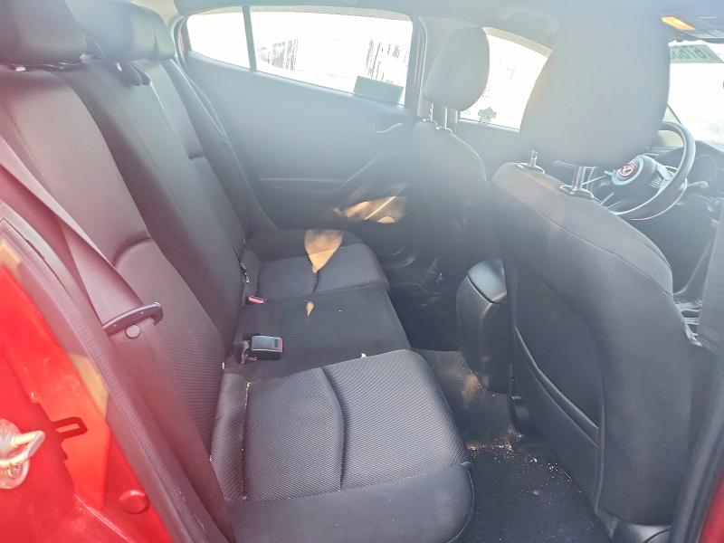 Foto 10 de la subasta – 2018 MAZDA 3 con VIN JM1BN1U70J1176369