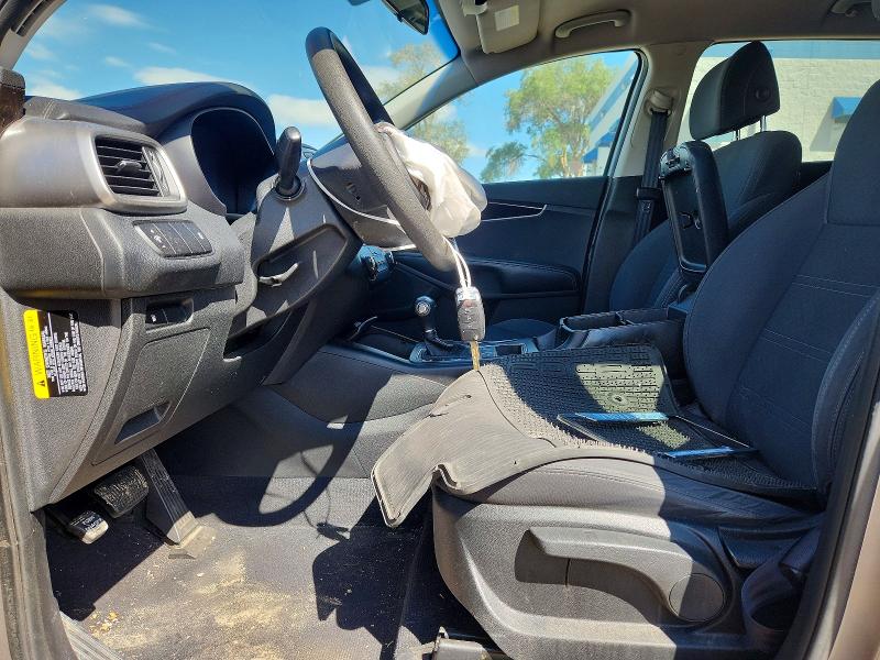 Foto 7 de la subasta – 2017 KIA SORENTO con VIN 5XYPG4A3XHG282616