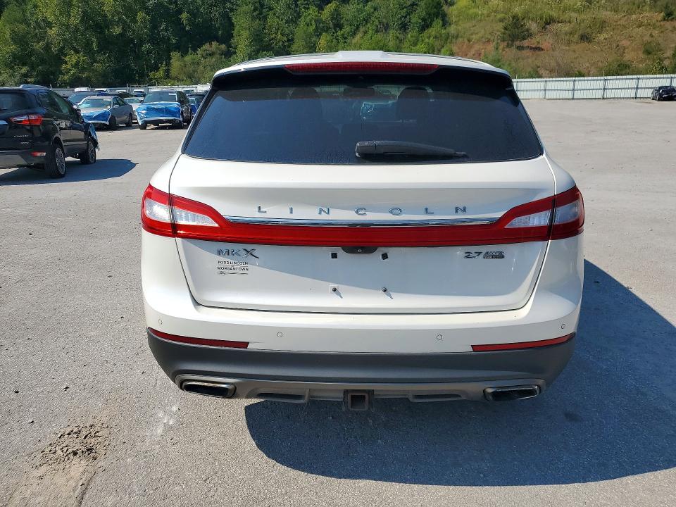 Photo 6 from auction – 2016 LINCOLN MKX with VIN 2LMTJ8LPXGBL49712