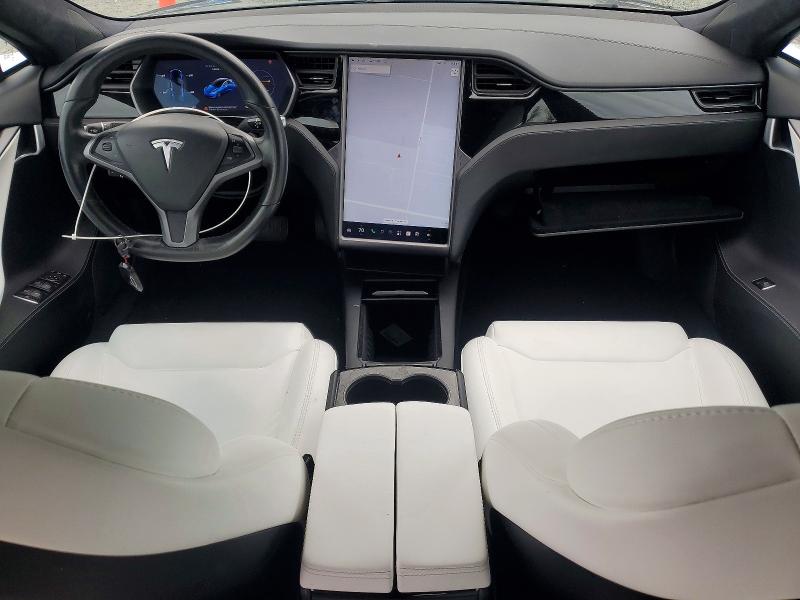 Фото 8 с аукциона – 2018 TESLA MODEL S с VIN 5YJSA1E22JF268699