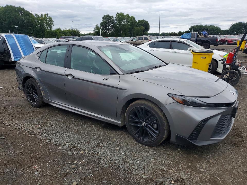 Photo 4 from auction – 2025 TOYOTA CAMRY with VIN 4T1DAACK9SU518651