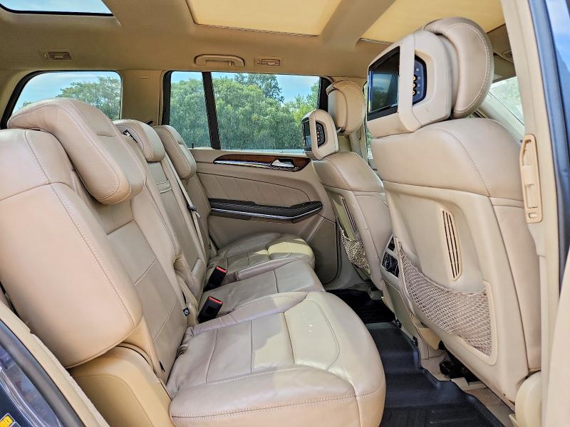 Photo 11 from auction – 2014 MERCEDES-BENZ GL with VIN 4JGDF7DE1EA365637