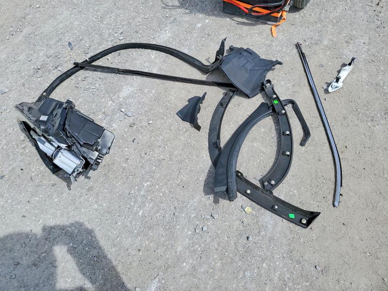 Фото 13 с аукциона – 2021 LEXUS RX 350 с VIN 2T2AZMAA3MC184494