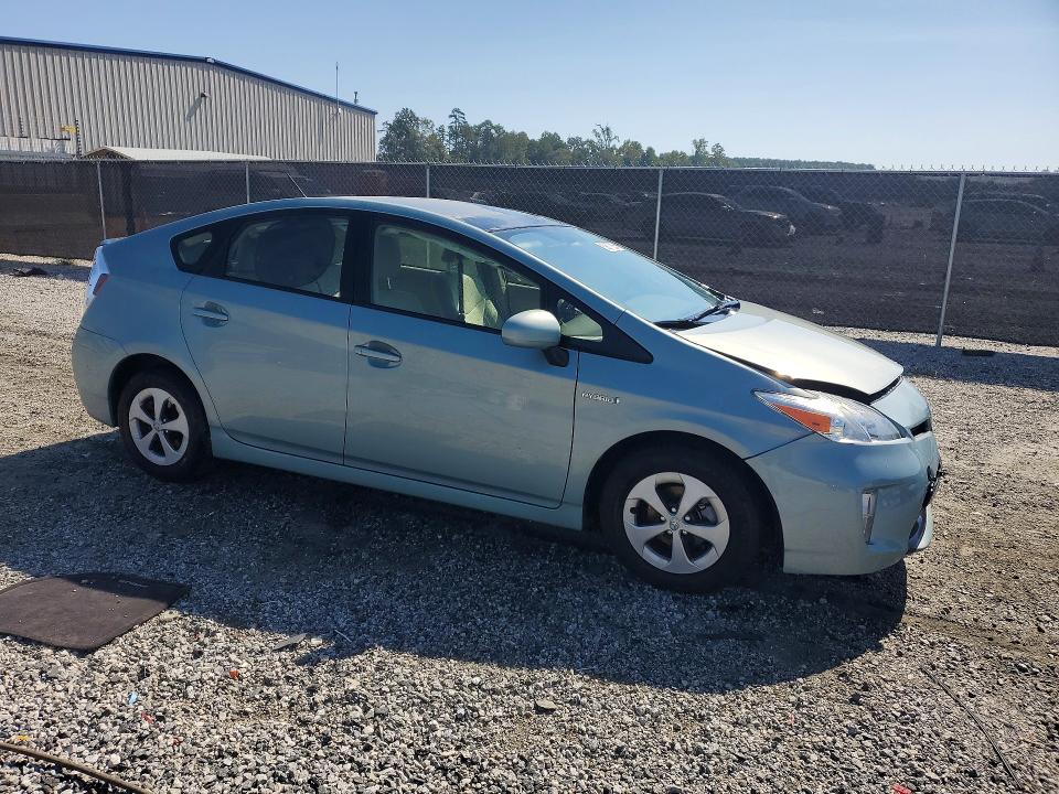 Photo 4 from auction – 2015 TOYOTA PRIUS with VIN JTDKM3DU4F1901559