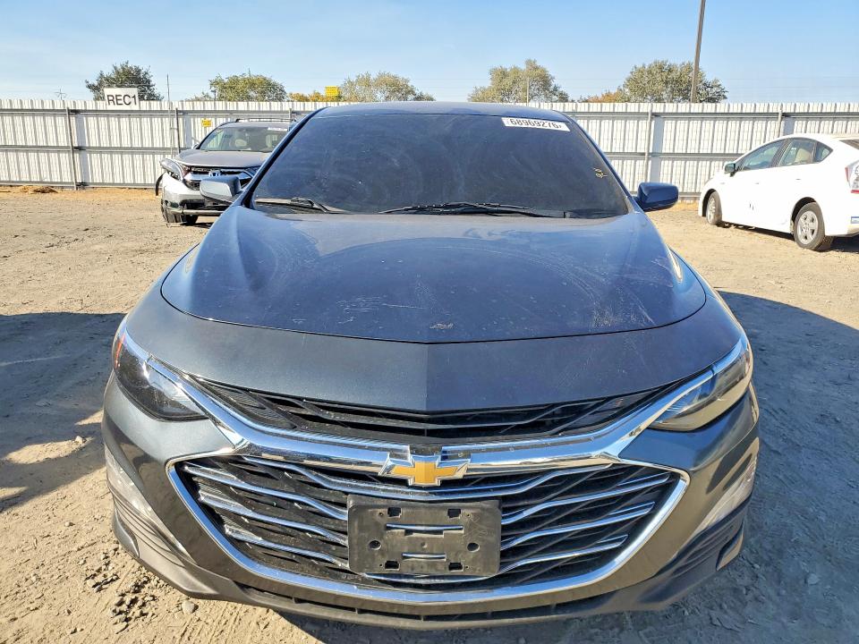 Photo 5 from auction – 2020 CHEVROLET MALIBU with VIN 1G1ZD5ST2LF054572