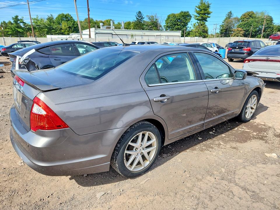 Photo 3 from auction – 2012 FORD FUSION with VIN 3FAHP0JA4CR293286