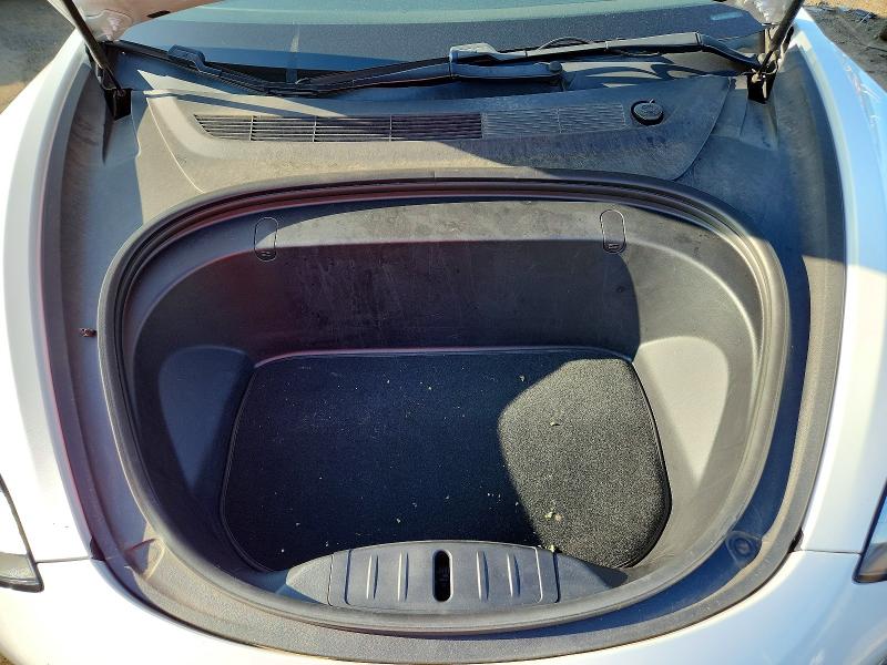 صورة رقم 11 من المزاد - 2019 TESLA MODEL 3 مع VIN 5YJ3E1EB1KF359554