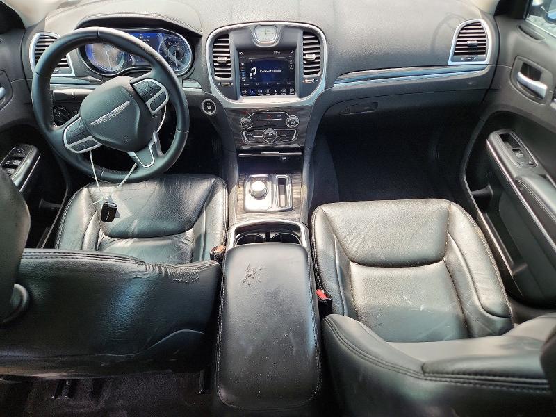 صورة رقم 8 من المزاد - 2018 CHRYSLER 300 مع VIN 2C3CCARG6JH231643